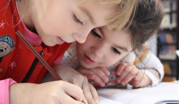 水景風水大揭秘:如何運用水景催旺家運與財運 水景風水大揭秘:如何運用水景催旺家運與財運